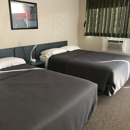 Plains Motor Inn Stettler Εξωτερικό φωτογραφία