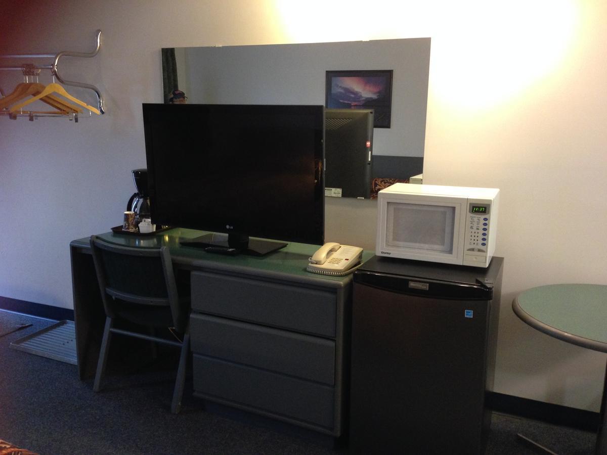 Plains Motor Inn Stettler Εξωτερικό φωτογραφία