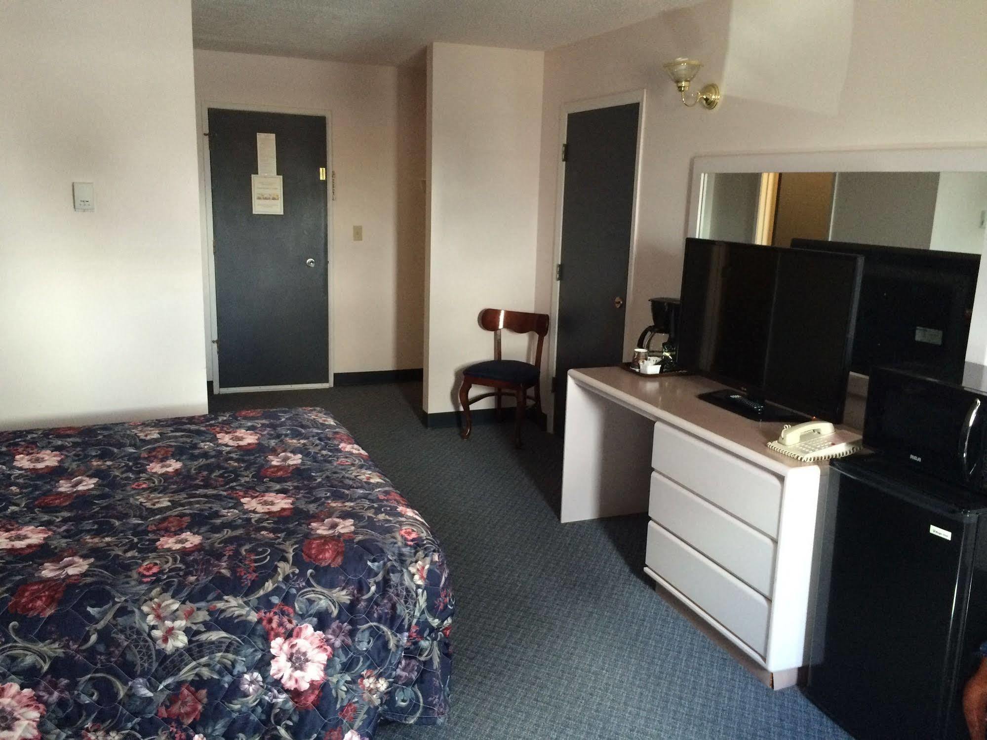Plains Motor Inn Stettler Εξωτερικό φωτογραφία